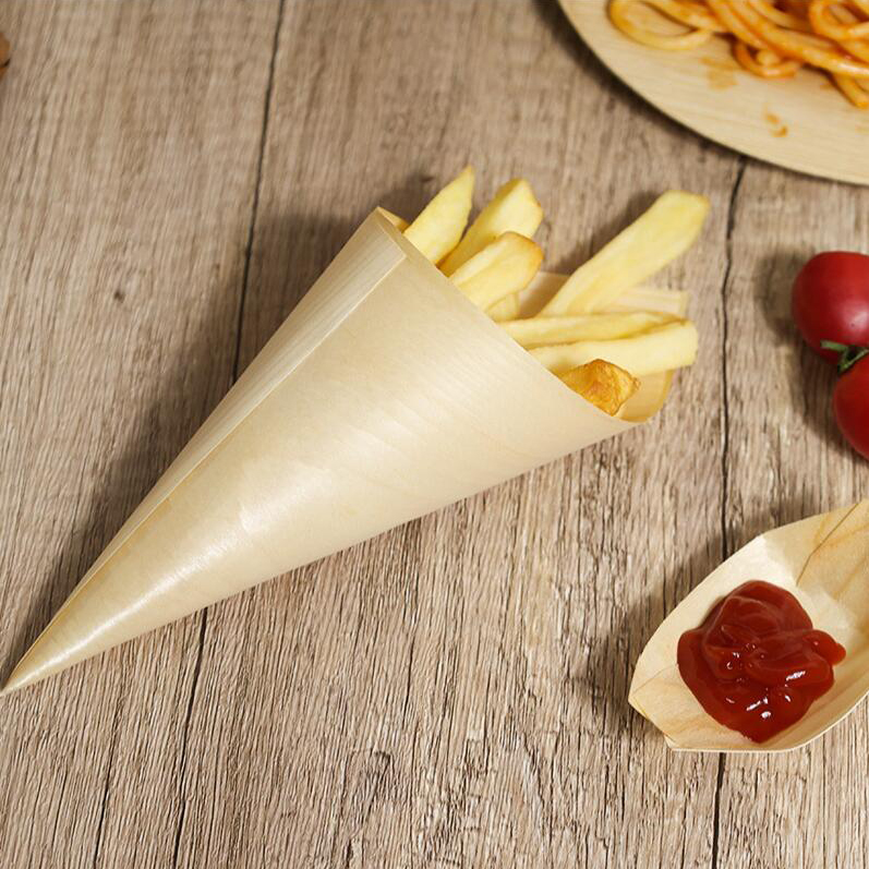 EcoFlavour Cotton Wood Serving Cones - Large (185x130mm) - Pack of 50 - Image 3